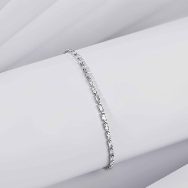 Chain tennis bracelet