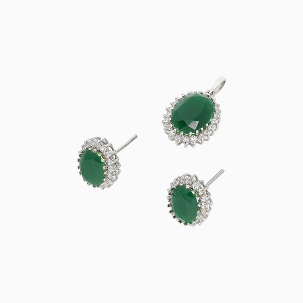 Circular emerald set