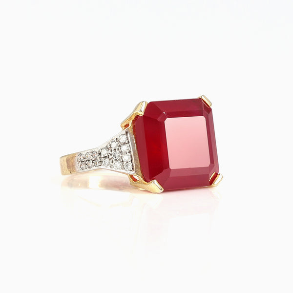 Sparkle Ruby Ring