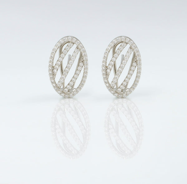 Oval diamante studs